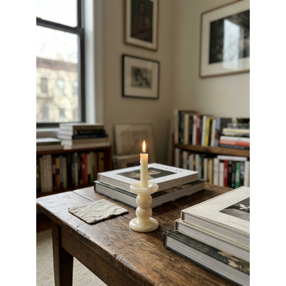 Delia Onyx Candlestick