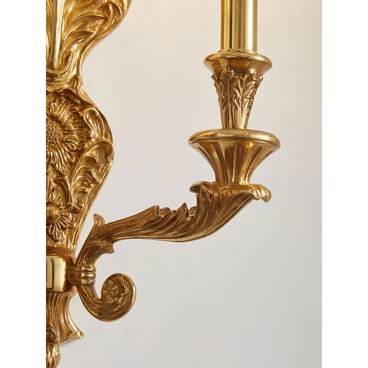 Delphis Wall Sconce