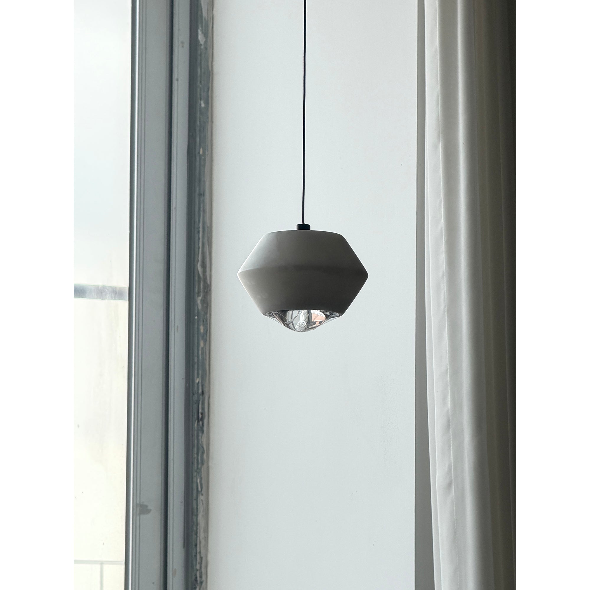 Diamante Alabaster Pendant Lamp