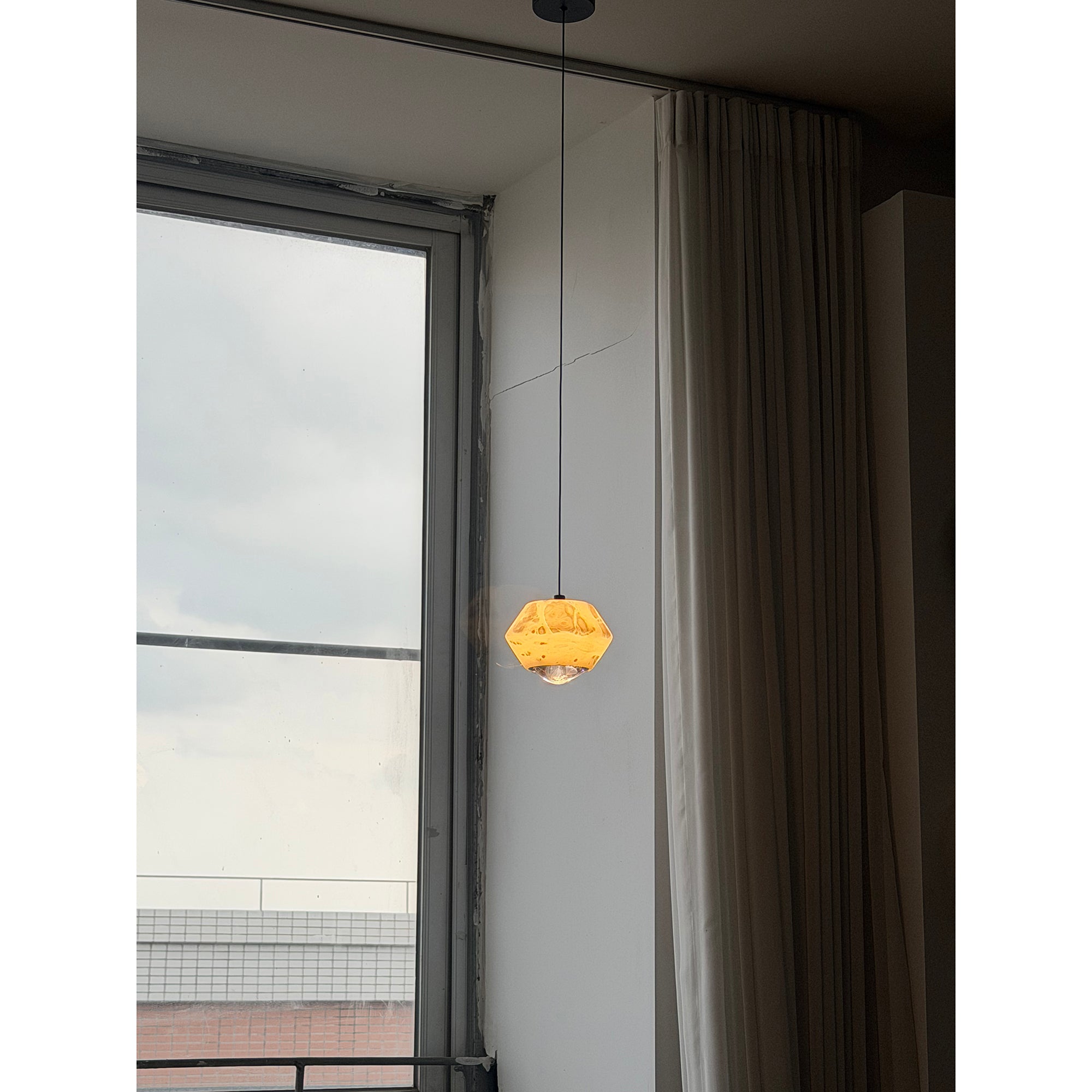 Diamante Alabaster Pendant Lamp