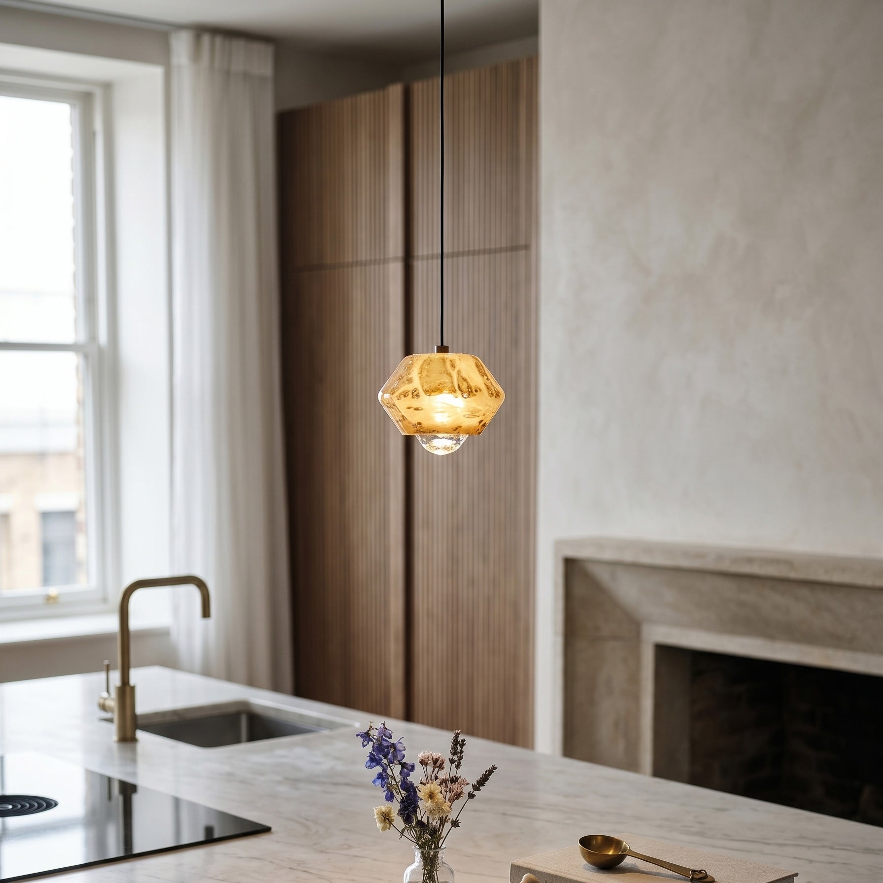 Diamante Alabaster Pendant Lamp