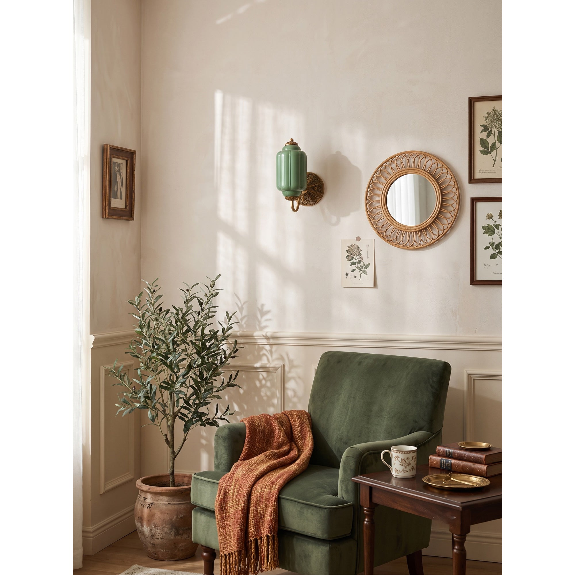 Elliot Glass Wall Sconce