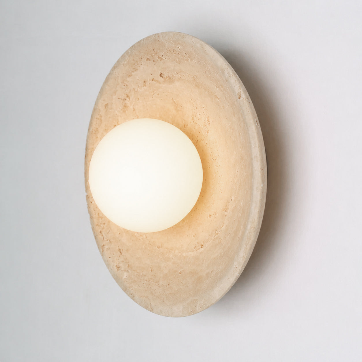 Eretoq Wall Sconce