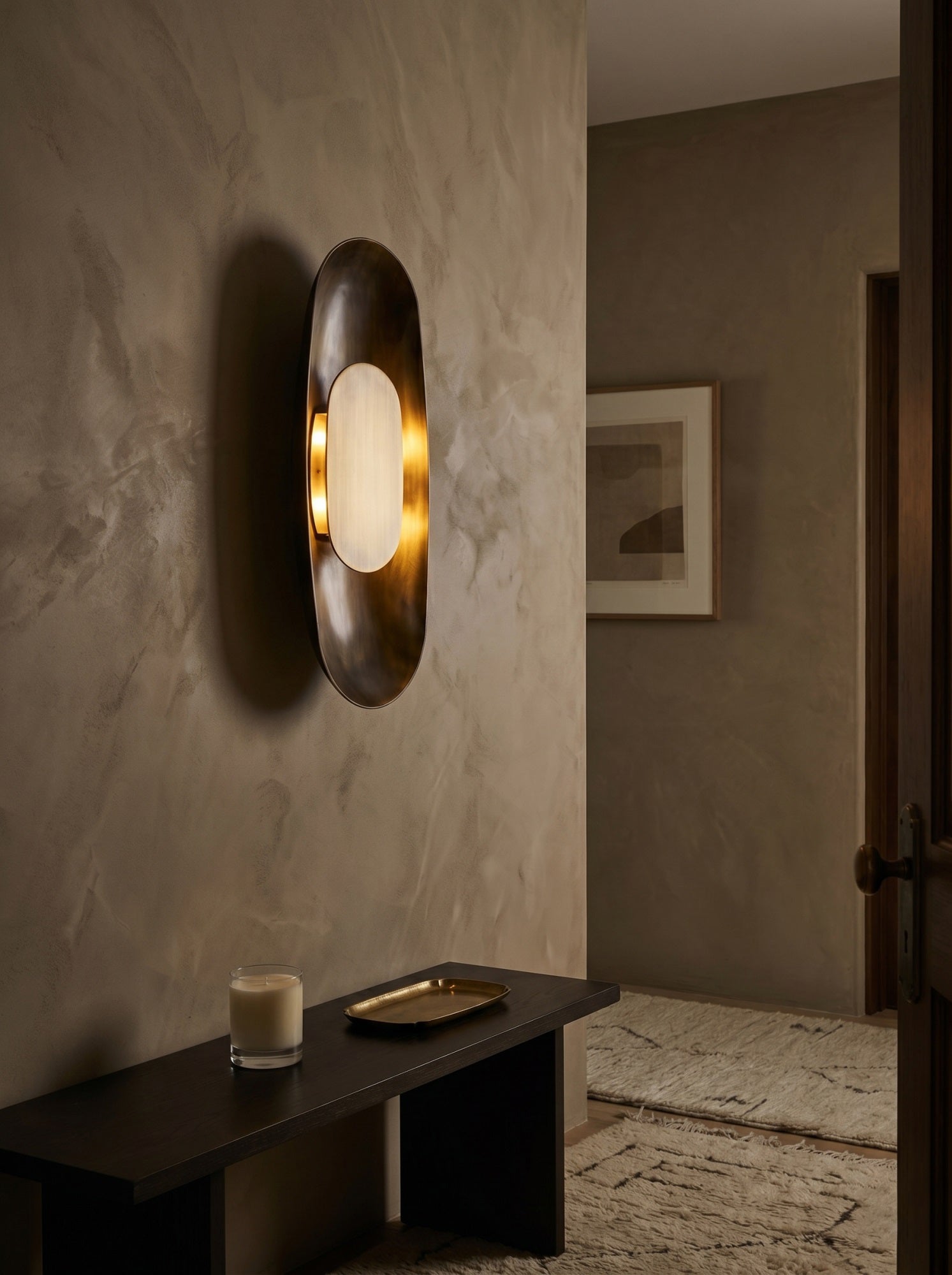 Esculpa Wall Sconce