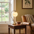 Bild in die Galerieansicht laden, Evelyn Alabaster Table Lamp
