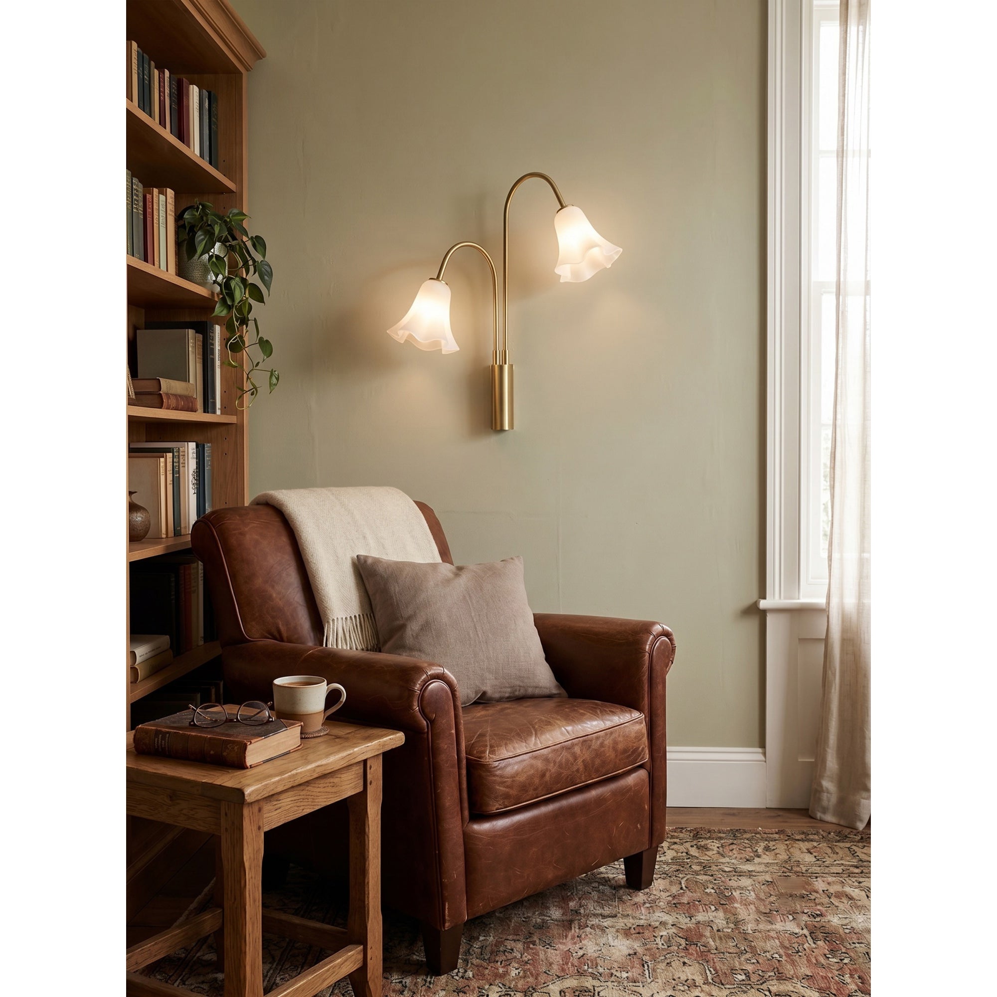 Flora Glass Wall Sconce