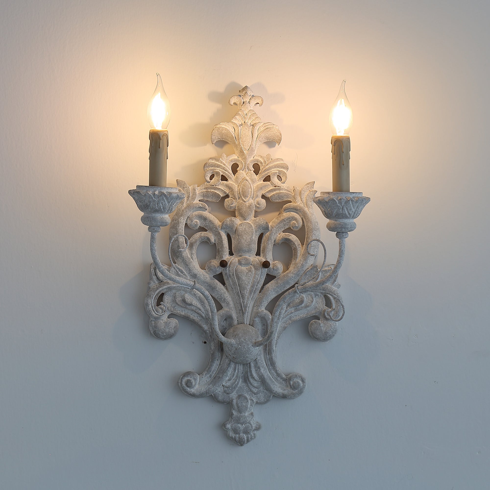 Florentine Wood Wall Lamp