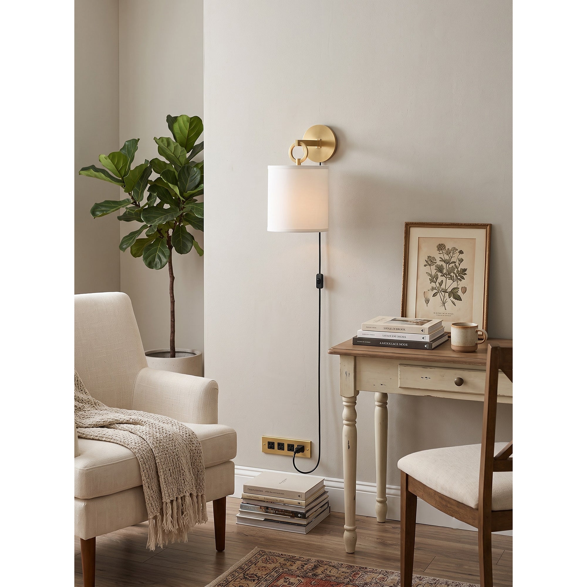 Full Circle Plug-in Wall Sconce