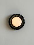 Bild in Galerie-Betrachter laden, Gaia Marble Wall Sconce
