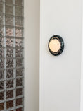Bild in Galerie-Betrachter laden, Gaia Marble Wall Sconce
