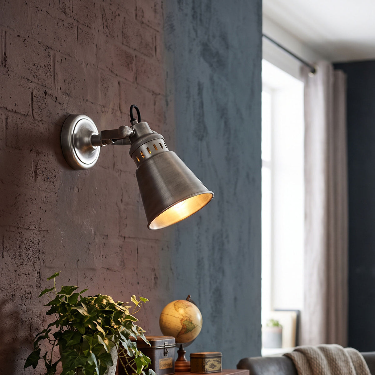 Geary draai-wandlamp