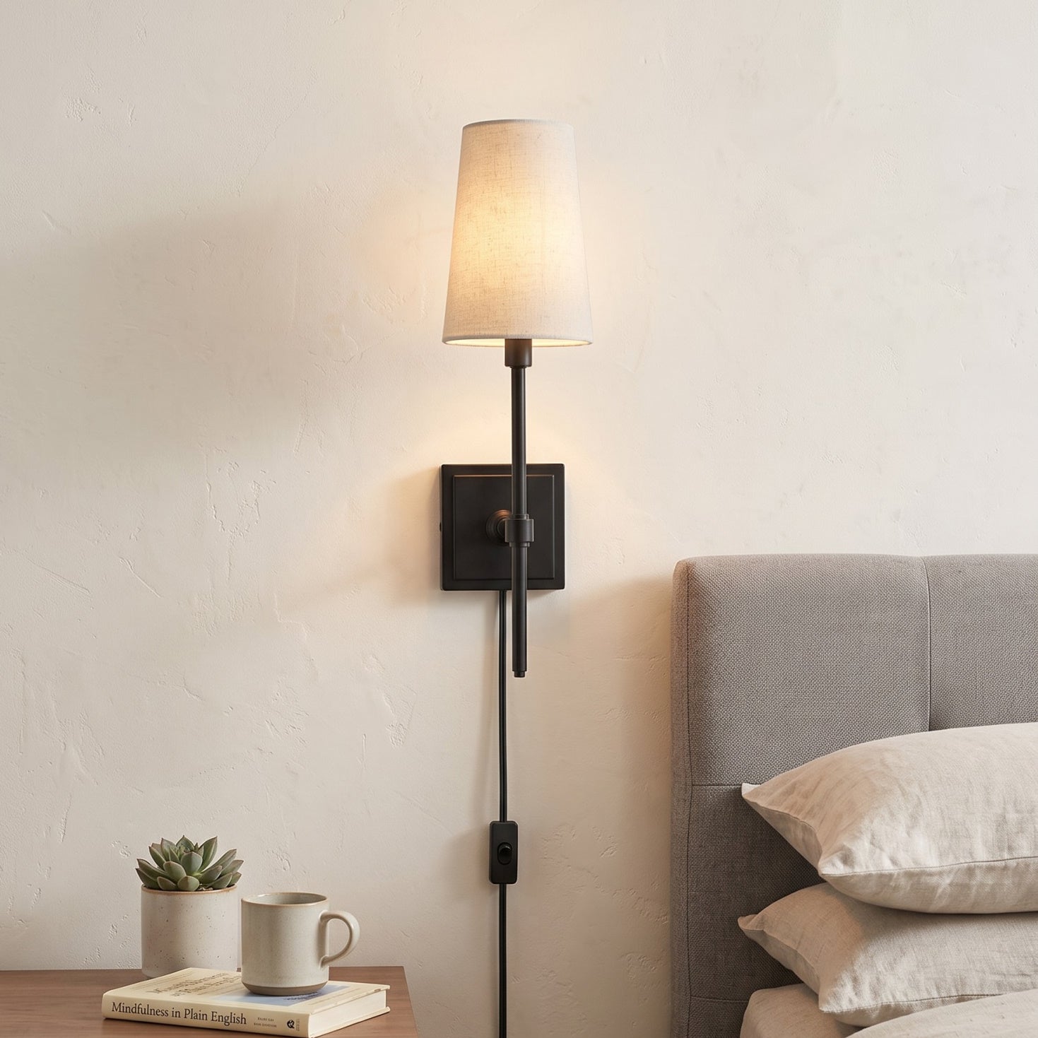 Hillsdale Plug-in Wall Sconce