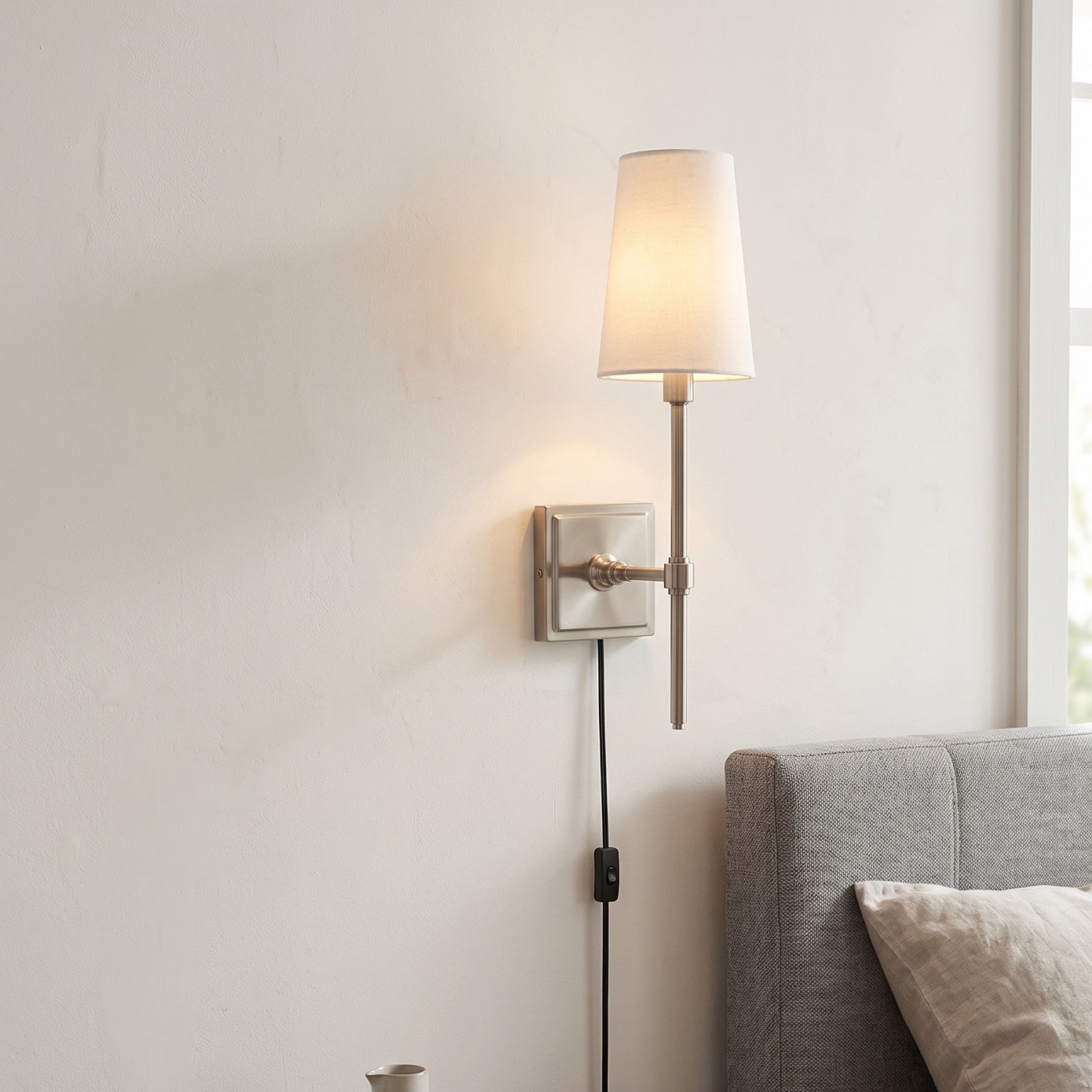 Hillsdale Plug-in Wall Sconce