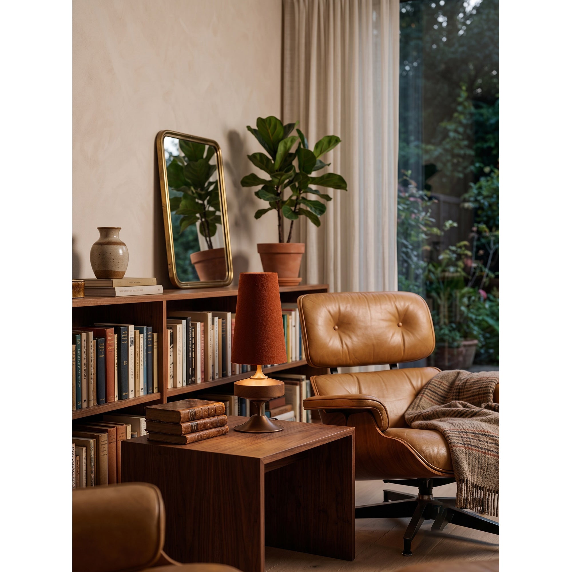 Hour Rho Table Lamp