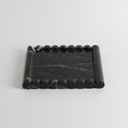Bild in die Galerieansicht laden, Hudson Wave Marble Tray
