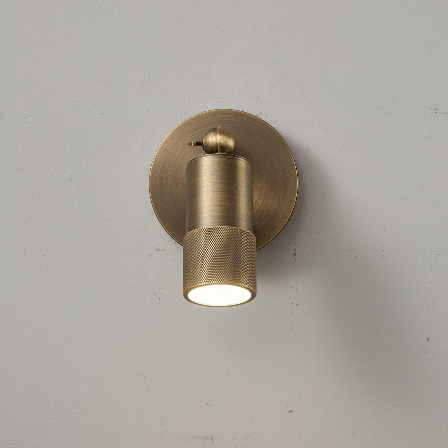 Jura Wall Sconce