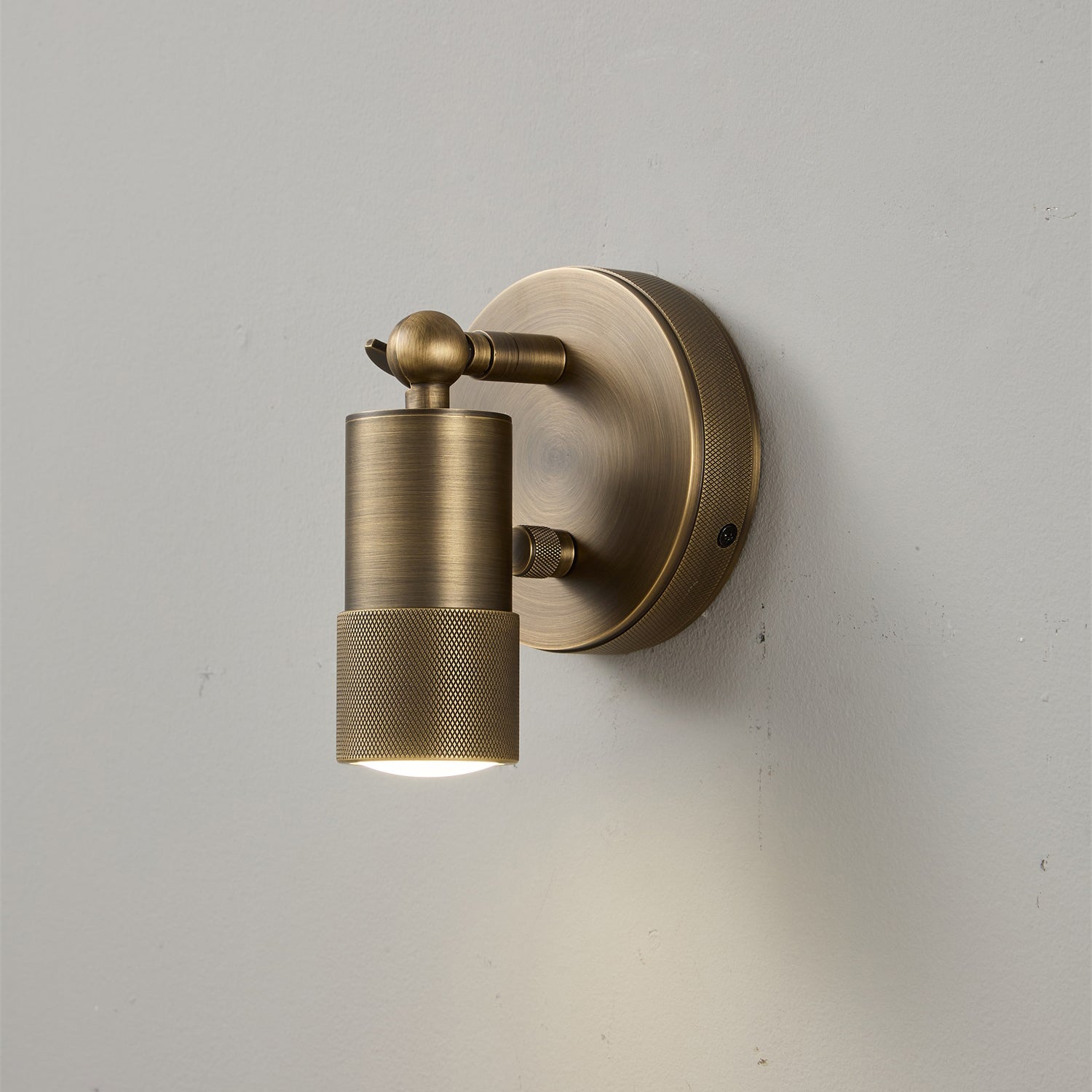 Jura Wall Sconce