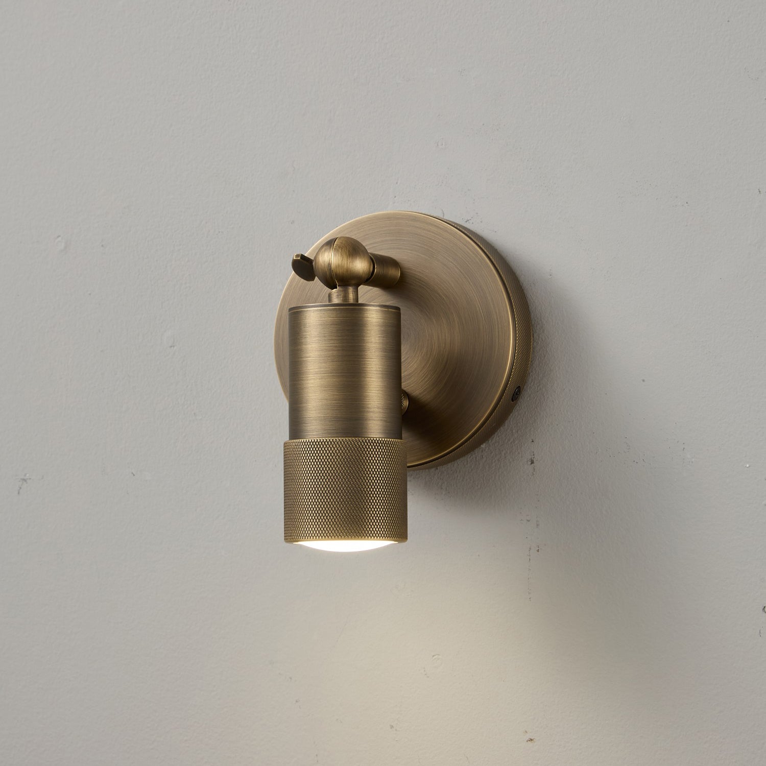Jura Wall Sconce