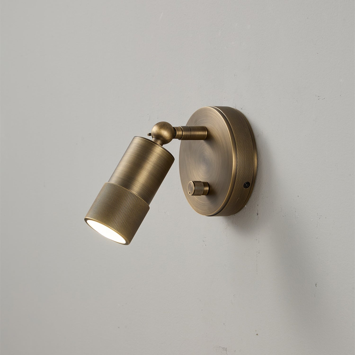Jura Wall Sconce