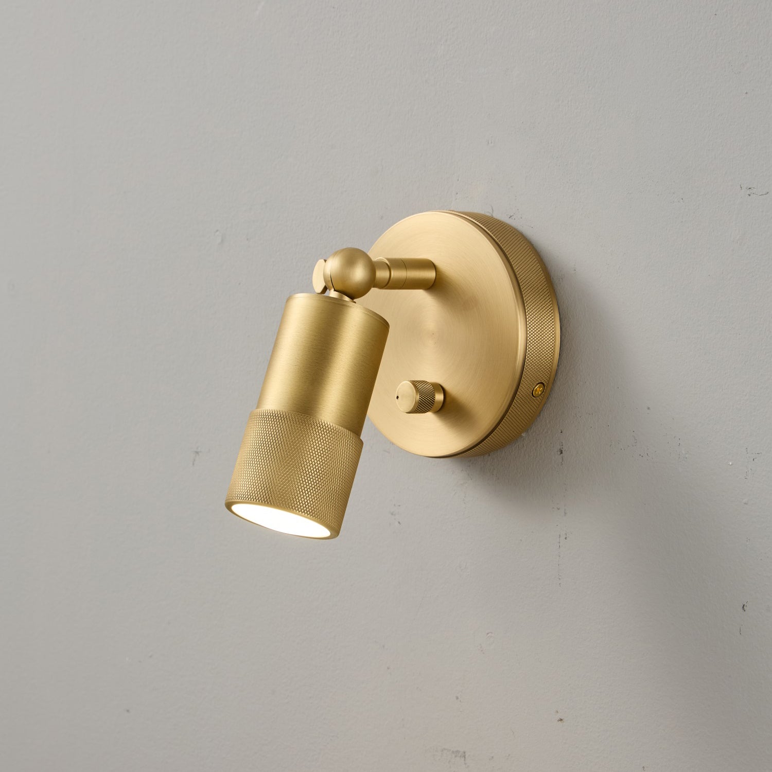 Jura Wall Sconce