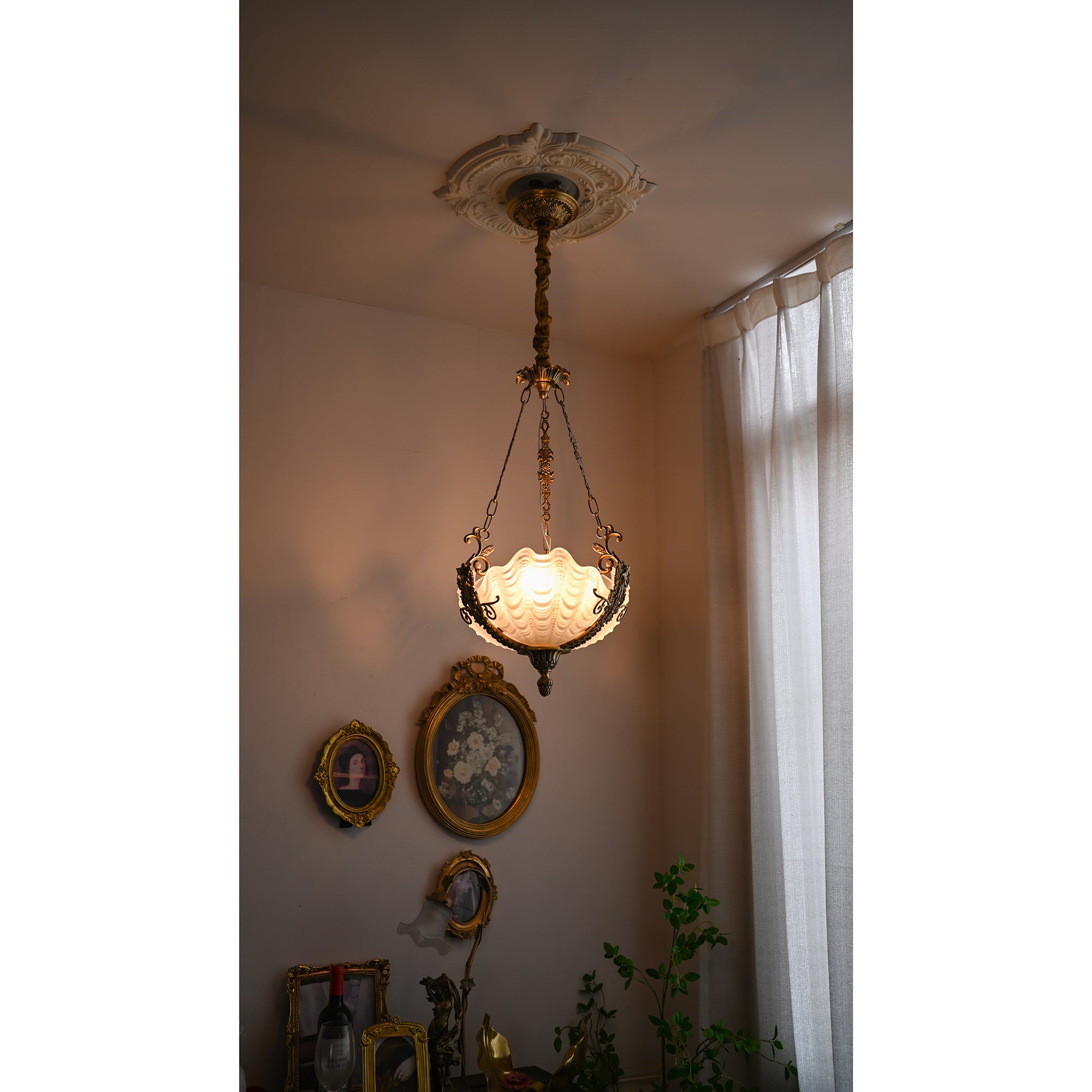 Kensington Palace Grand Chandelier