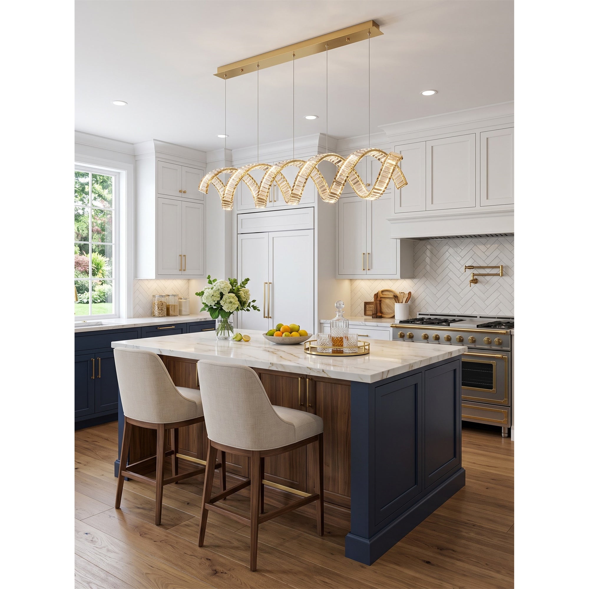 Konstantine Linear Chandelier