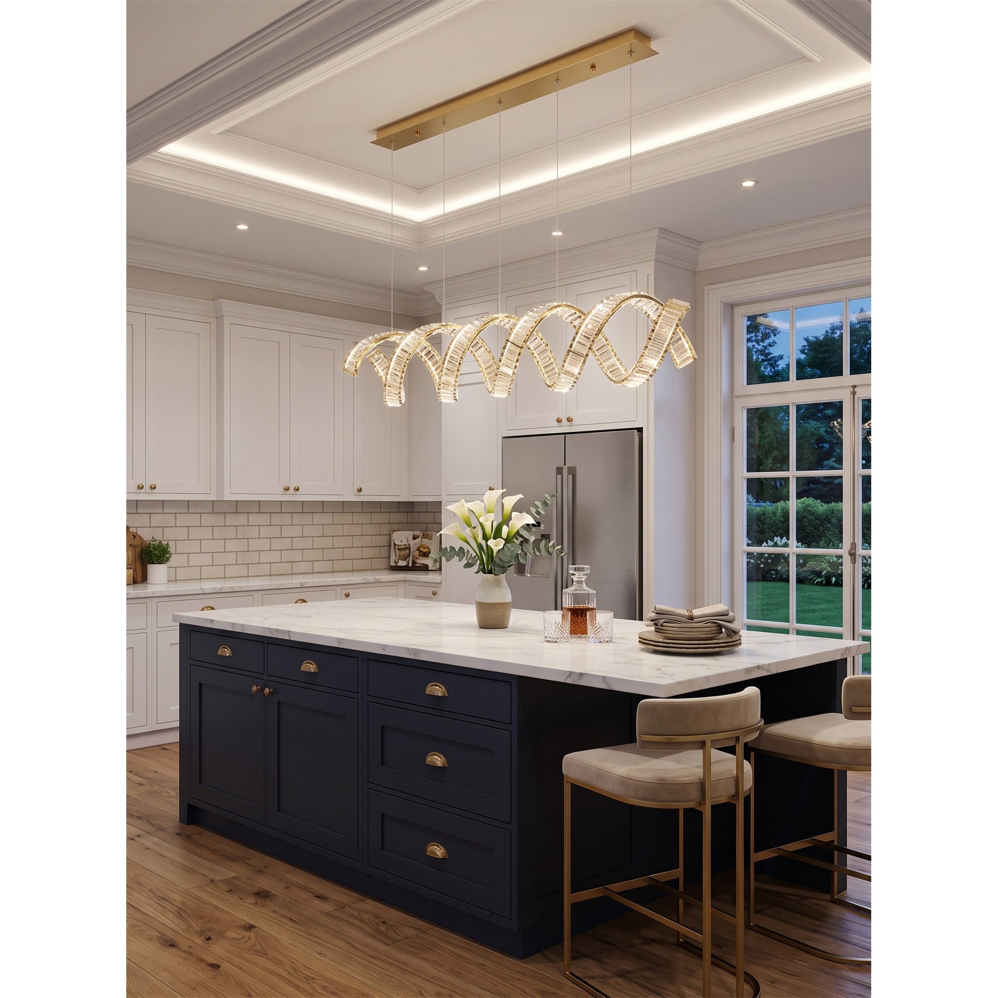 Konstantine Linear Chandelier