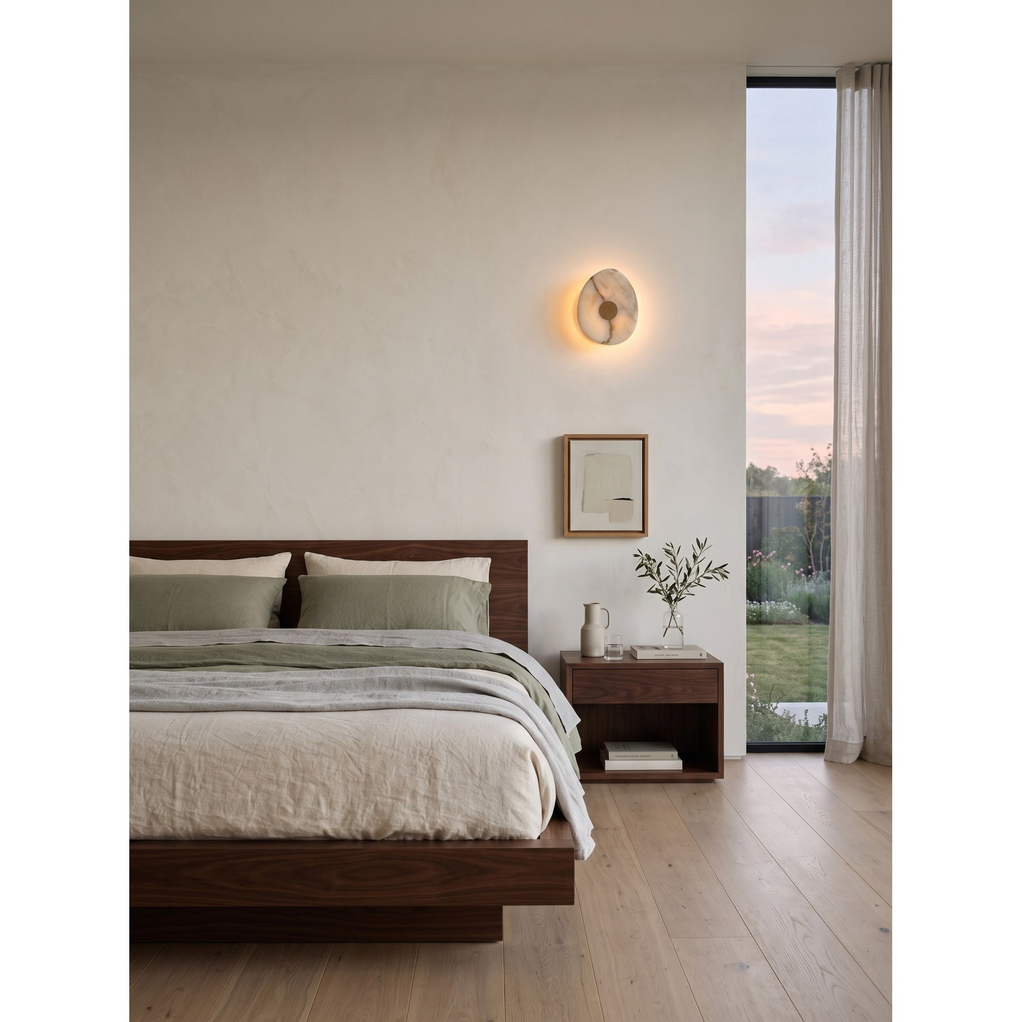 Korvix Marble Wall Sconce