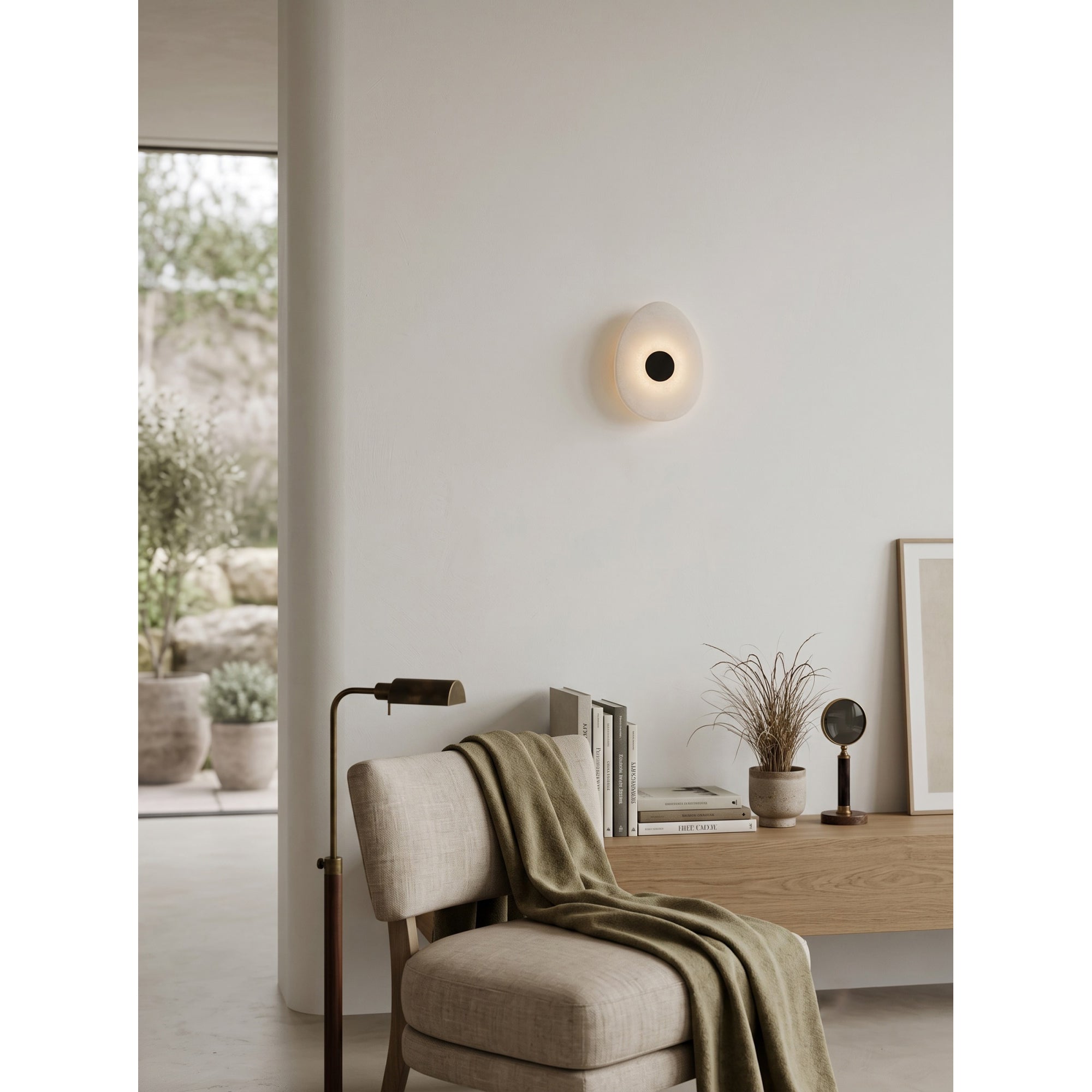 Korvix Marble Wall Sconce