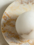 Bild in Galerie-Betrachter laden, Leora Stone Wall Sconce
