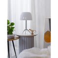 Bild in Galerie-Betrachter laden, Lumiere Table Lamp
