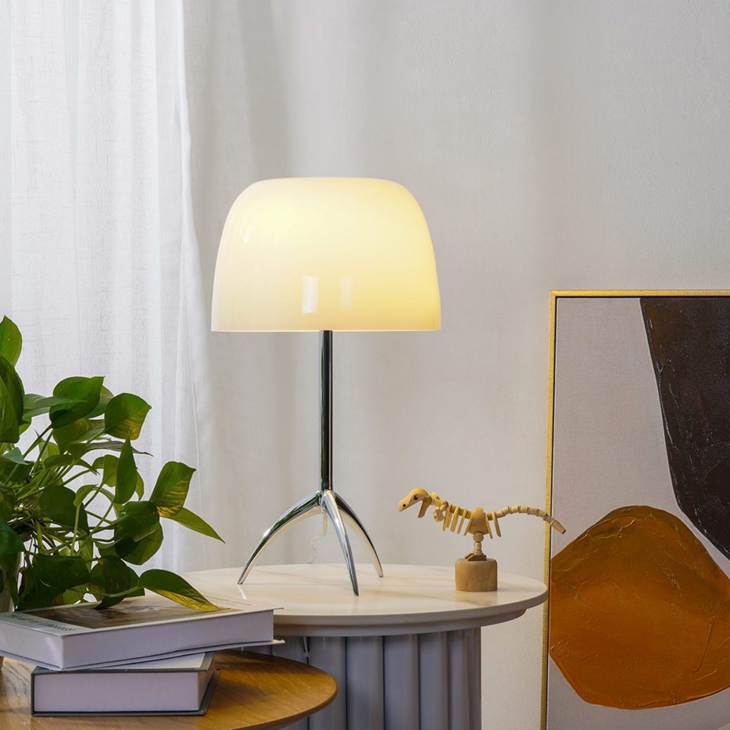 Lumiere Table Lamp