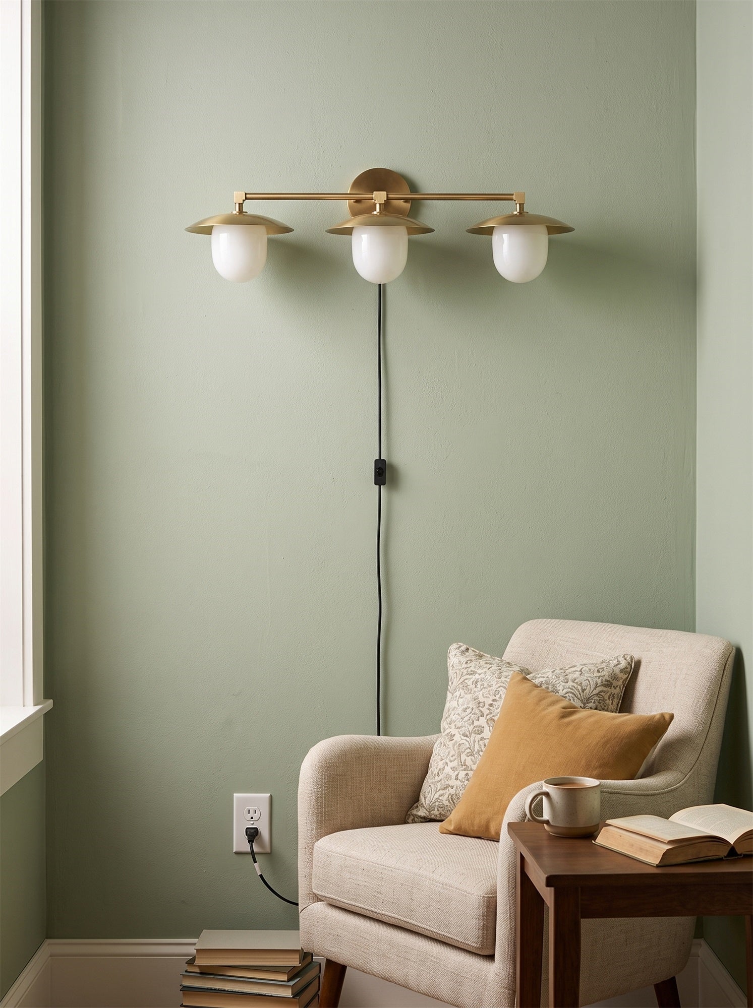 Marie Petite Plug-in Wall Sconce