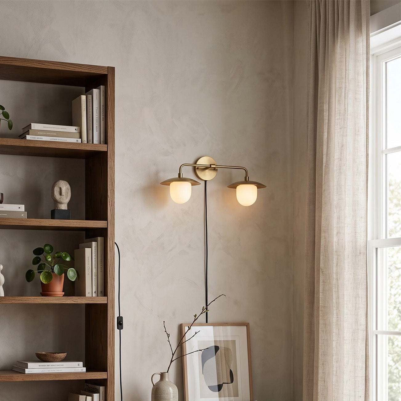 Marie Petite Plug-in Wall Sconce