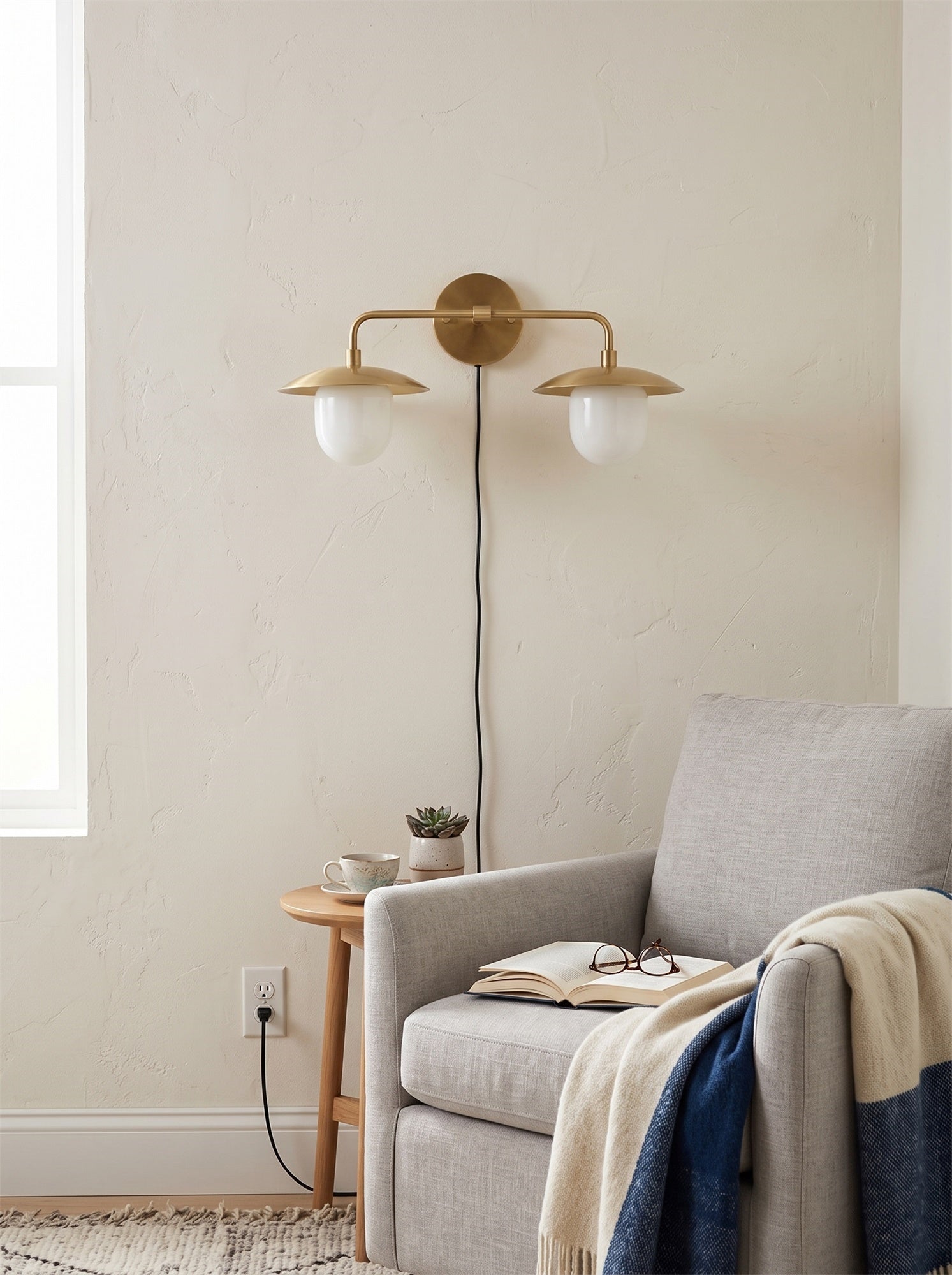 Marie Petite Plug-in Wall Sconce