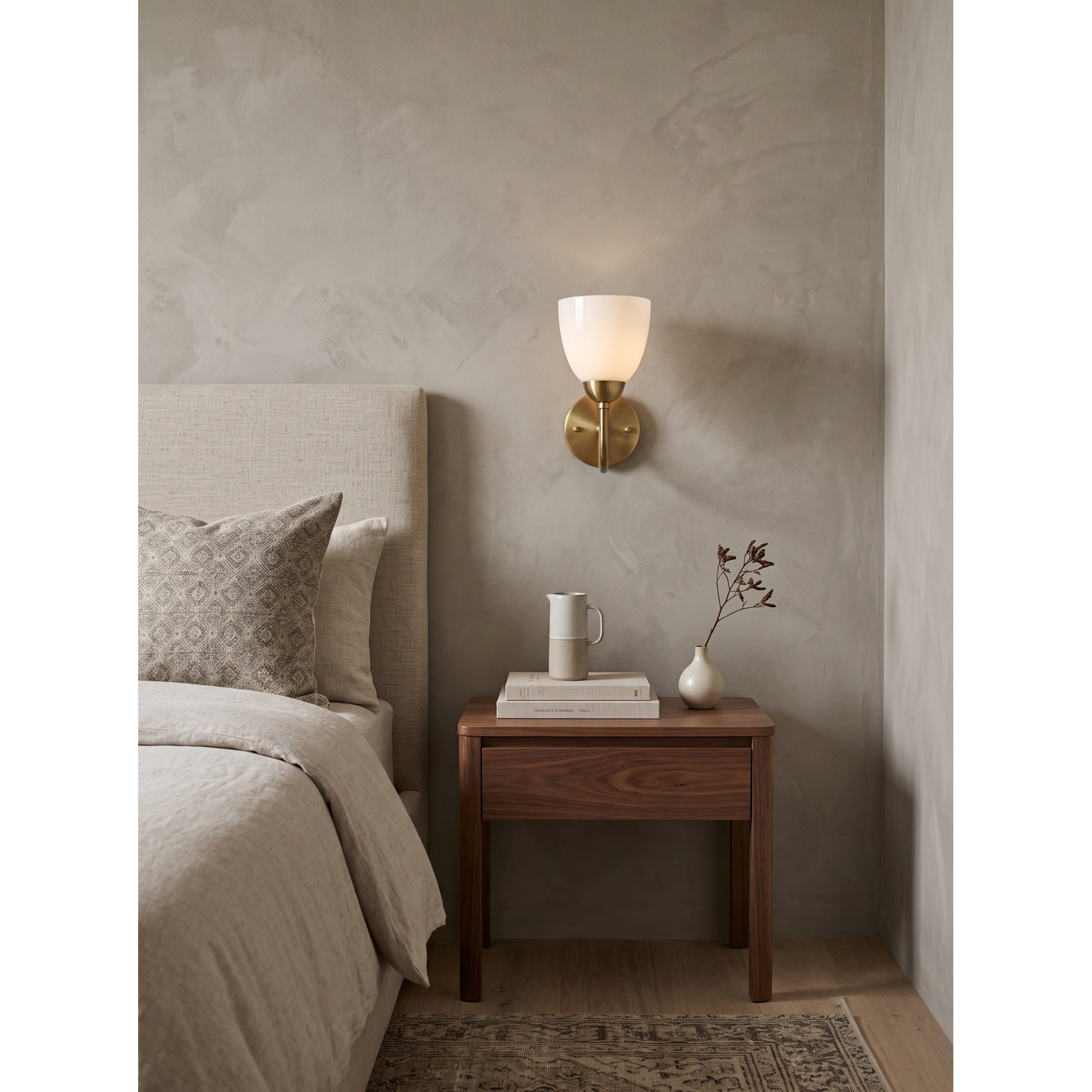 Mild Velin Wall Sconce