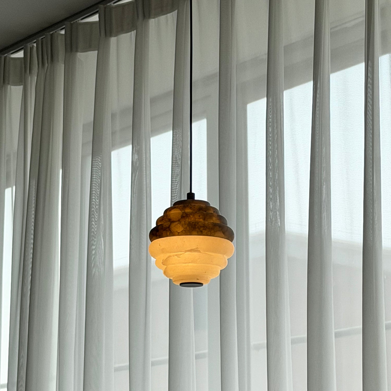 Mireille Alabaster Pendant Lamp