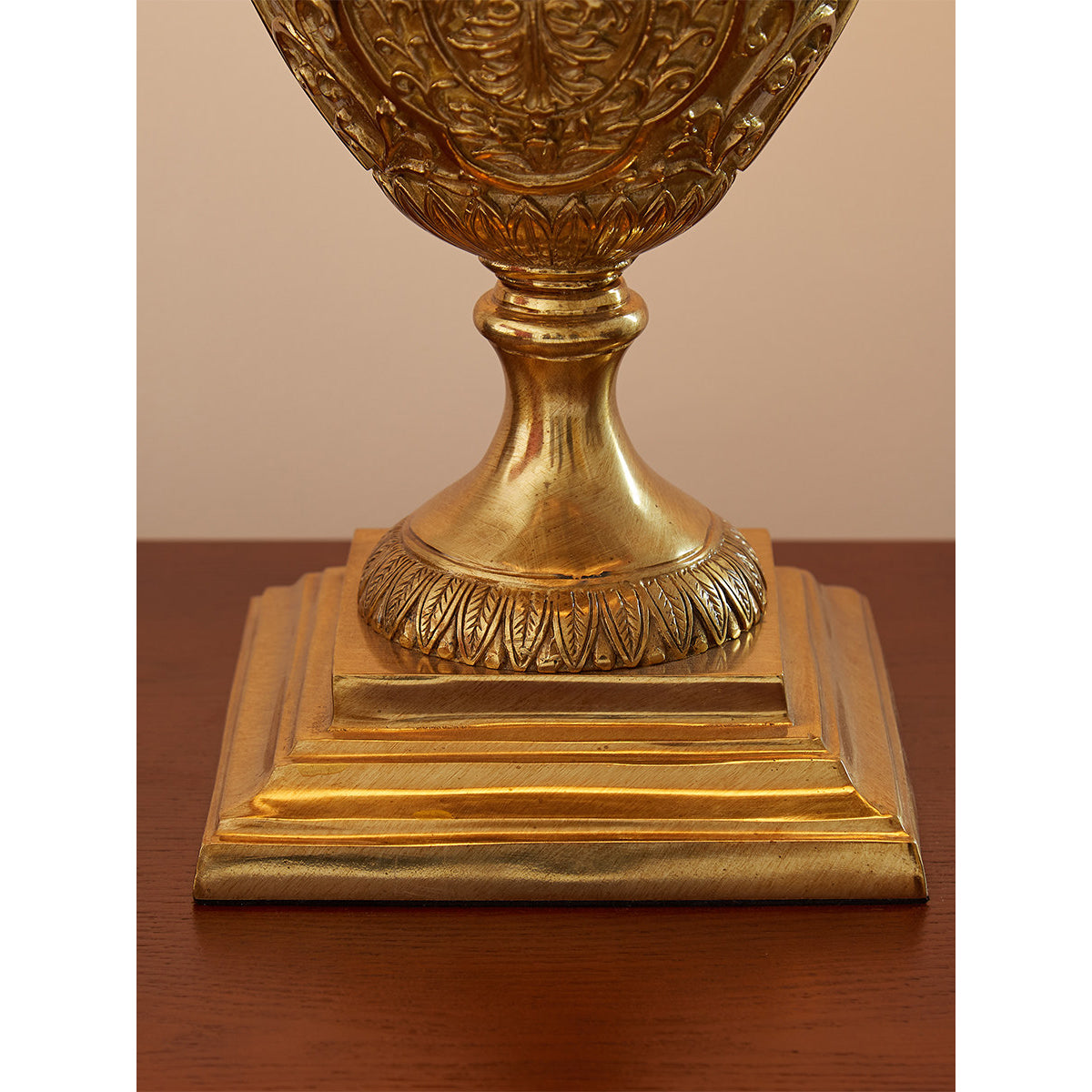 Montacute Classic Urn Table Lamp