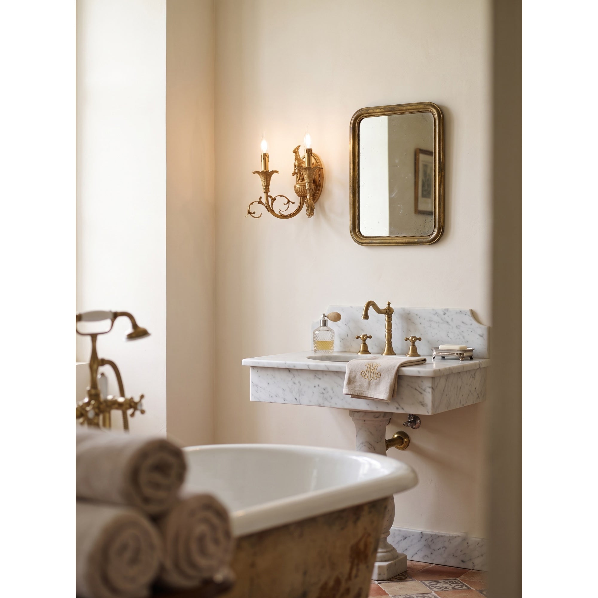 Murray Wall Sconce