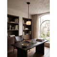 Bild in Galerie-Betrachter laden, Natural Column Alabaster Chain Chandelier
