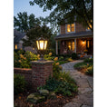 Bild in die Galerieansicht laden, Newbury Estate Lantern Outdoor Light
