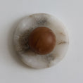 Bild in Galerie-Betrachter laden, Orli Spain Alabaster Wall Sconce
