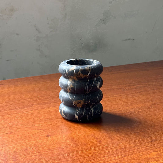 Ottilie Black Vase – detail 14