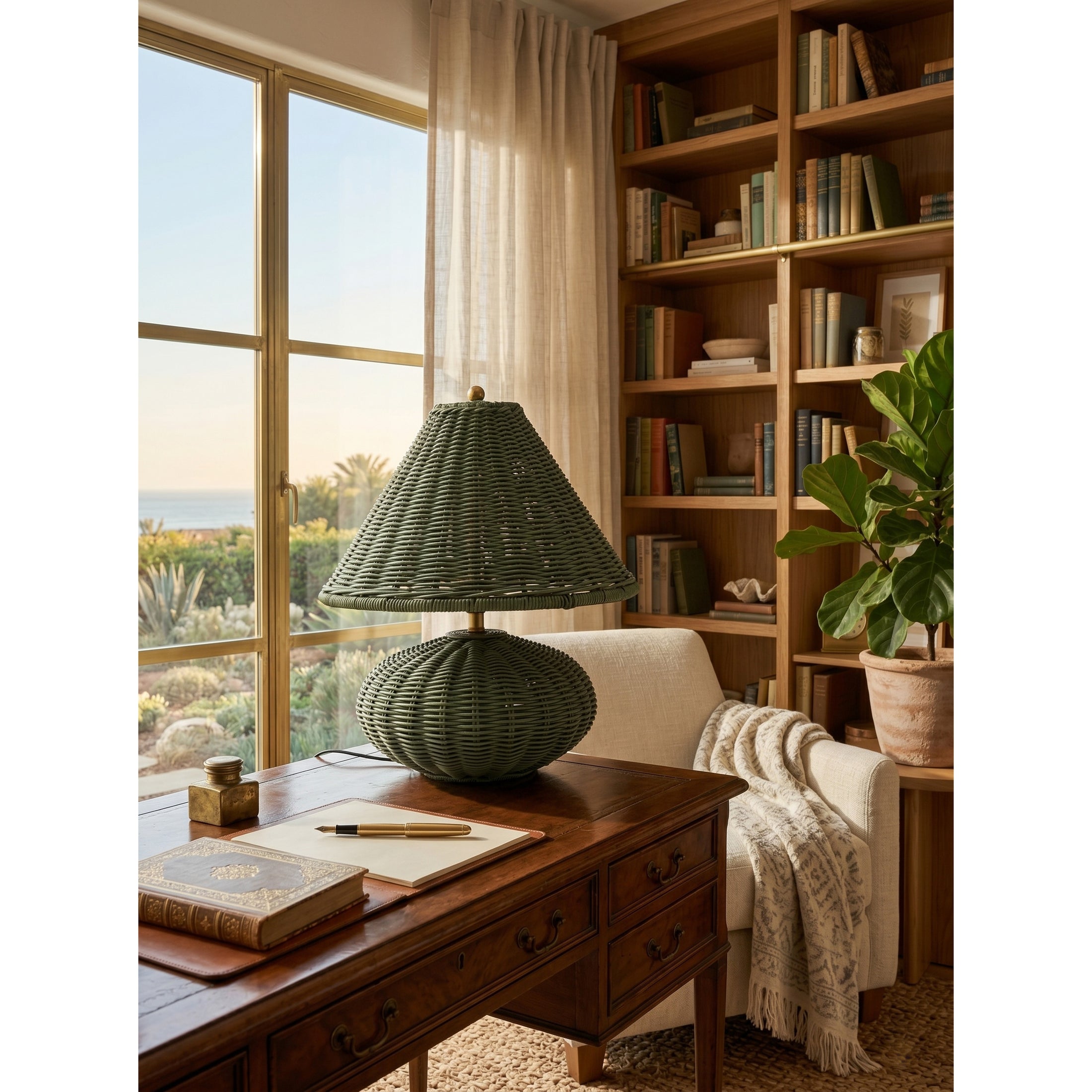 Palmetto Table Lamp