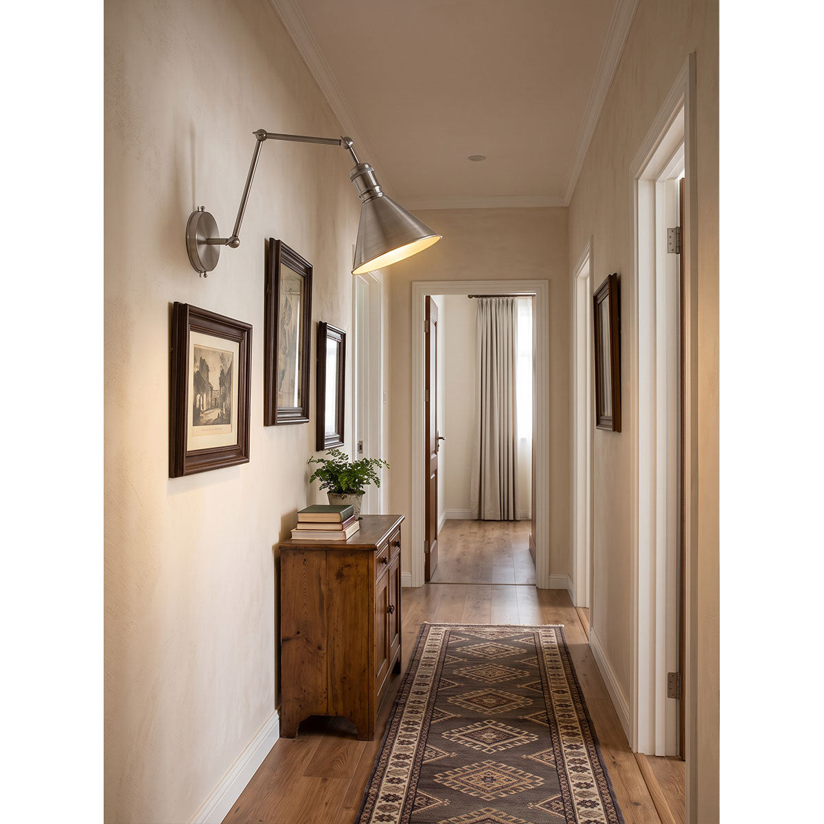 Portland Swing-Arm Wandleuchte