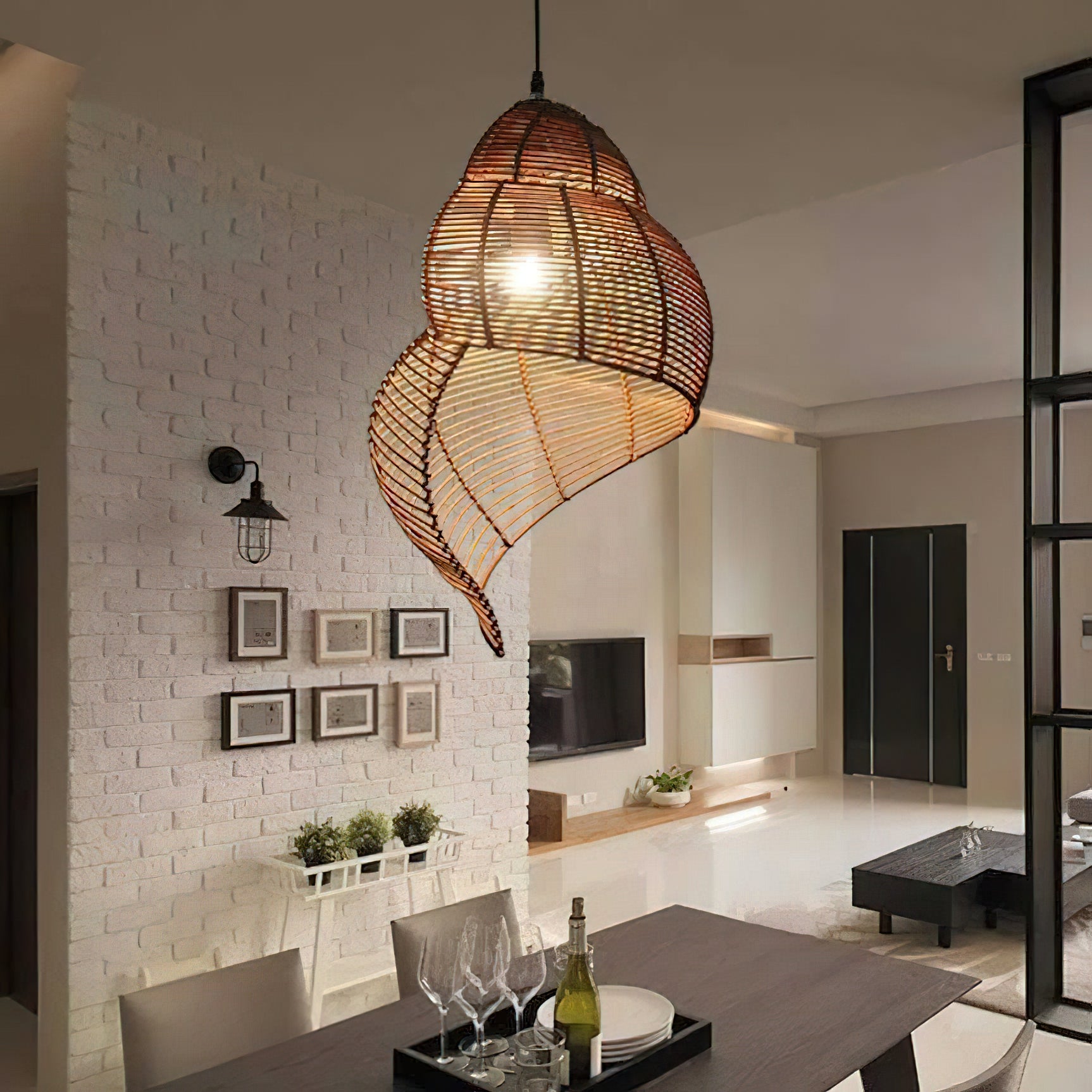 Rattan Spiral Shell Pendant Lamp