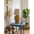 Charger l'image dans la visionneuse de la galerie, Saona Rattan Table Lamp
