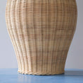 Charger l'image dans la visionneuse de la galerie, Saona Rattan Table Lamp
