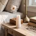 Bild in die Galerieansicht laden, Solano Stone Vase

