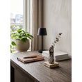 Bild in die Galerieansicht laden, Solano Stone Vase
